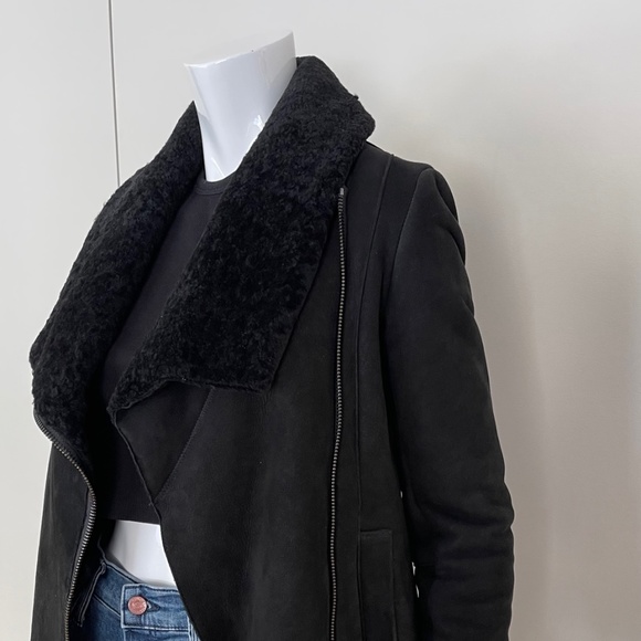 VINCE Genuine Shearling Jacket in Black - Picture 5 of 8
